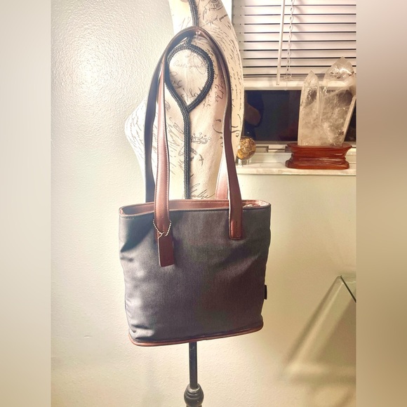 *S*O*L*D*‎ Vintage 90's Coach 6134 Greenwich Tote Bag - Picture 1 of 16